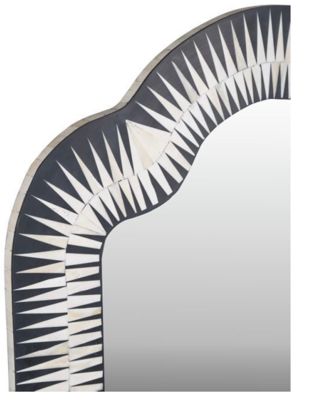 Serengeti Curved Mirror