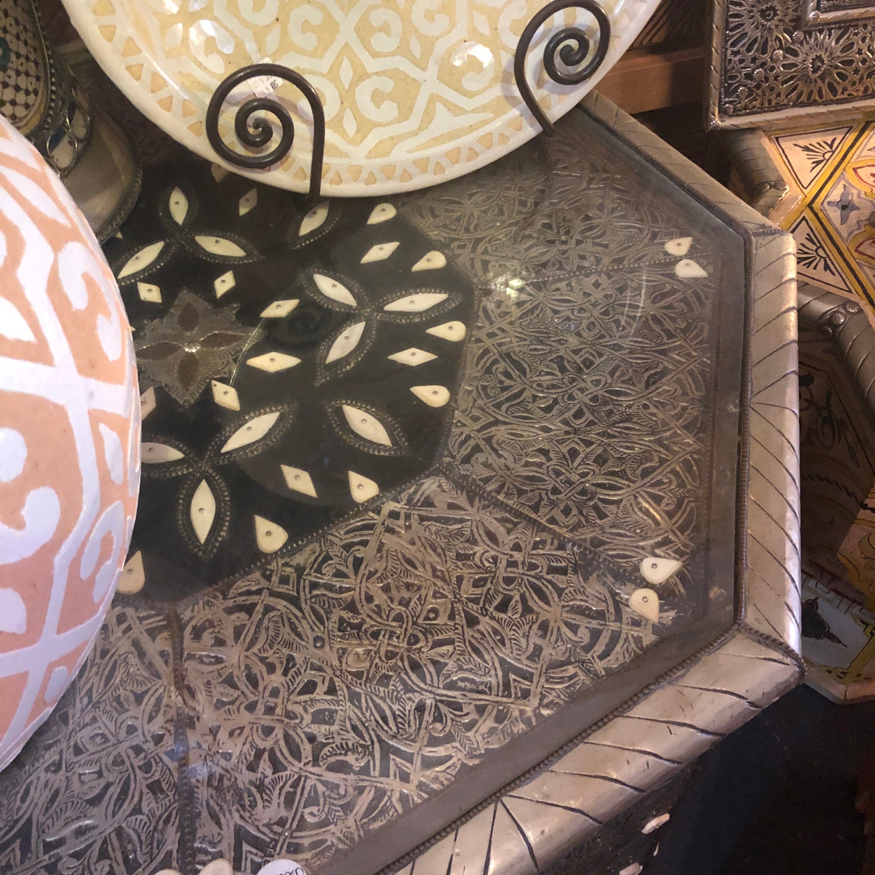 Sultan's Tea Table in Silver Nickel II