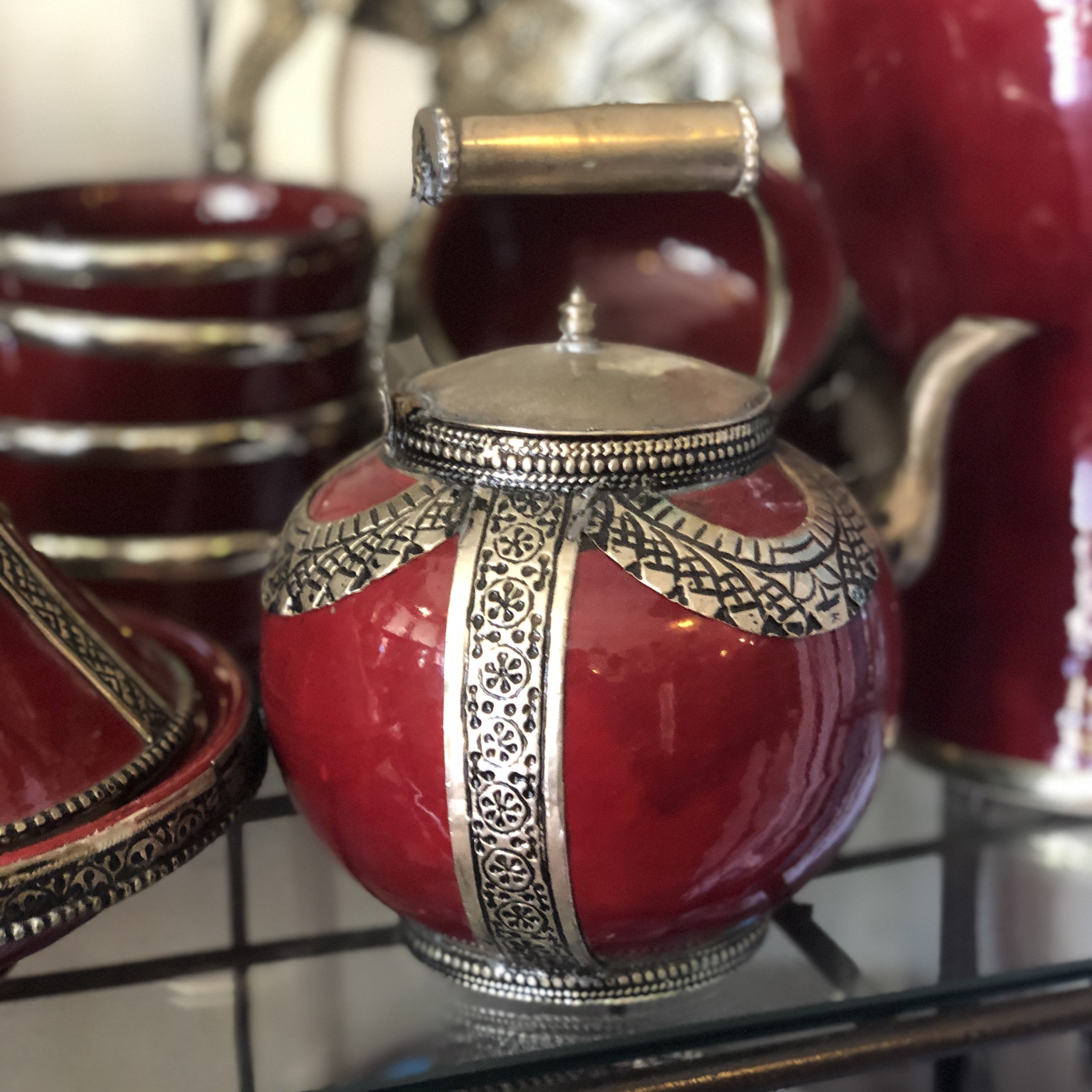 Ornamental Fez Tea Pot in Red