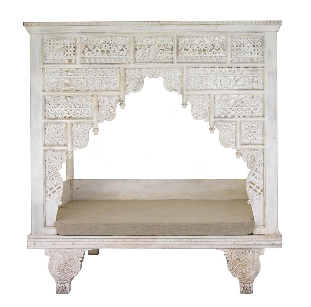 Carved Fully Enclosed Day Bed
