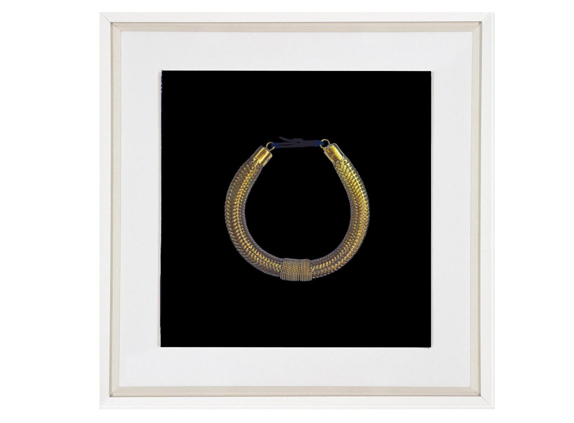 Amulet Artwork in Spanish Black