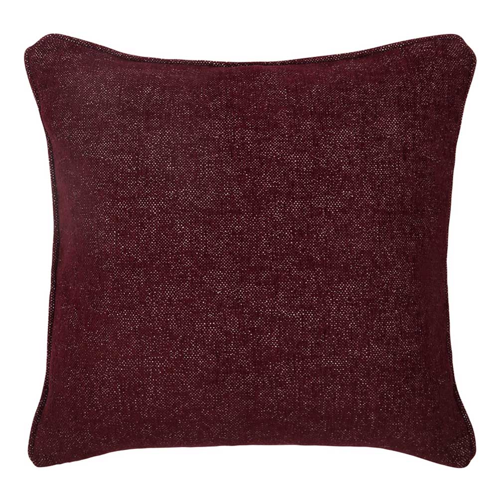Global Cushion in Bordeaux