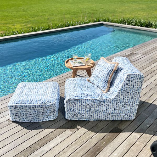 Breeze Chair in Blue Dash