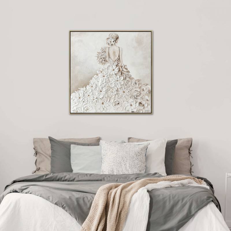 Woman with Daisy Dress Canvas