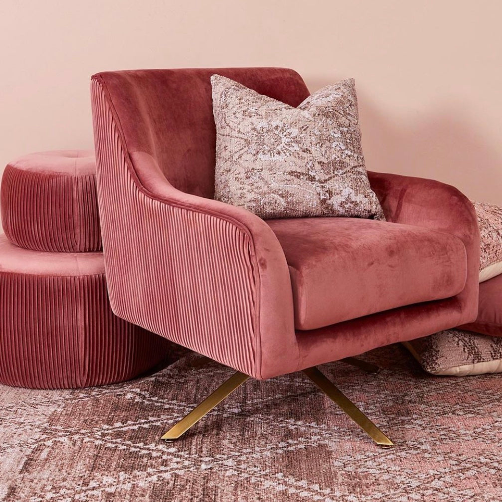 Silvie Velvet Arm Chair in Rose
