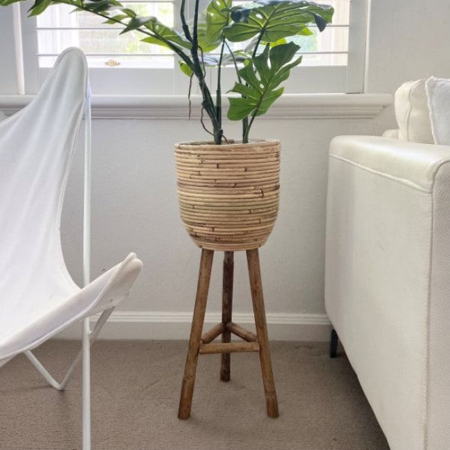 Marc Ribbed Pot with Legs