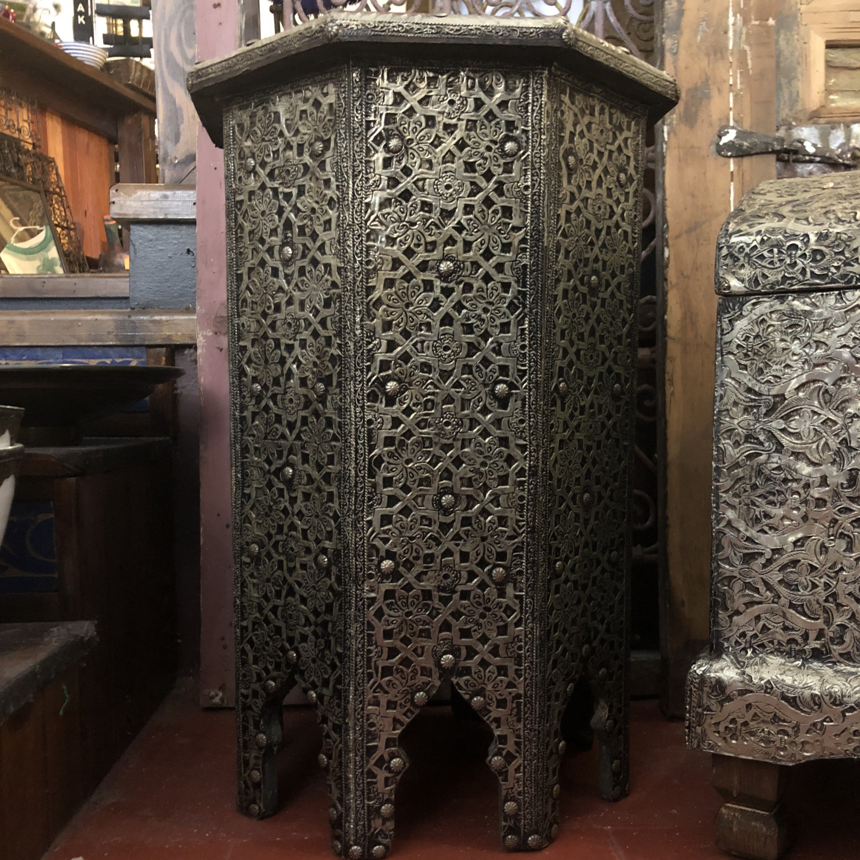 Sultan's Hexagonal Side Table in Silver Nickel