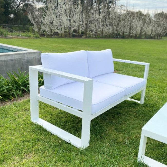 Coolum Outdoor Seat and Coffee Table Set