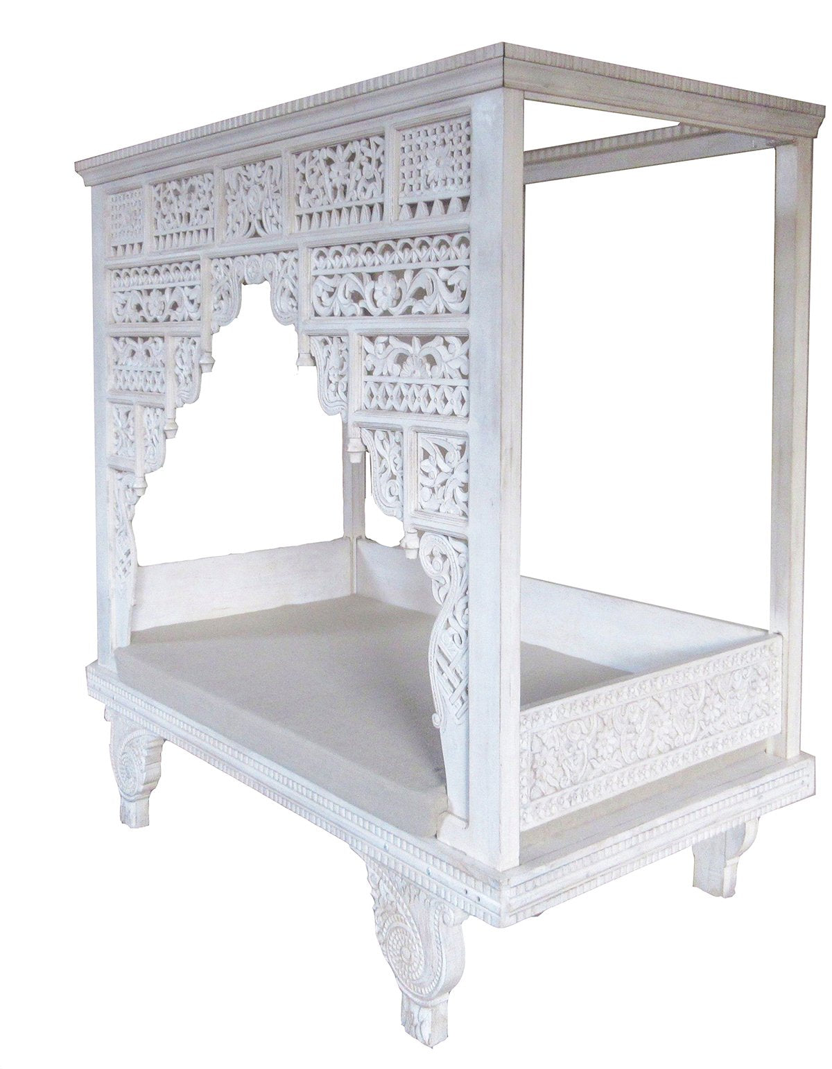 Carved Fully Enclosed Day Bed