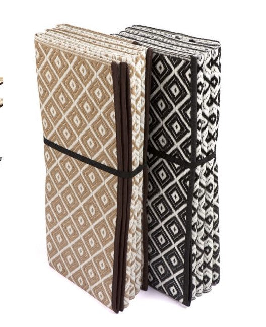 Kimba Foldable Plastic Rug in Black