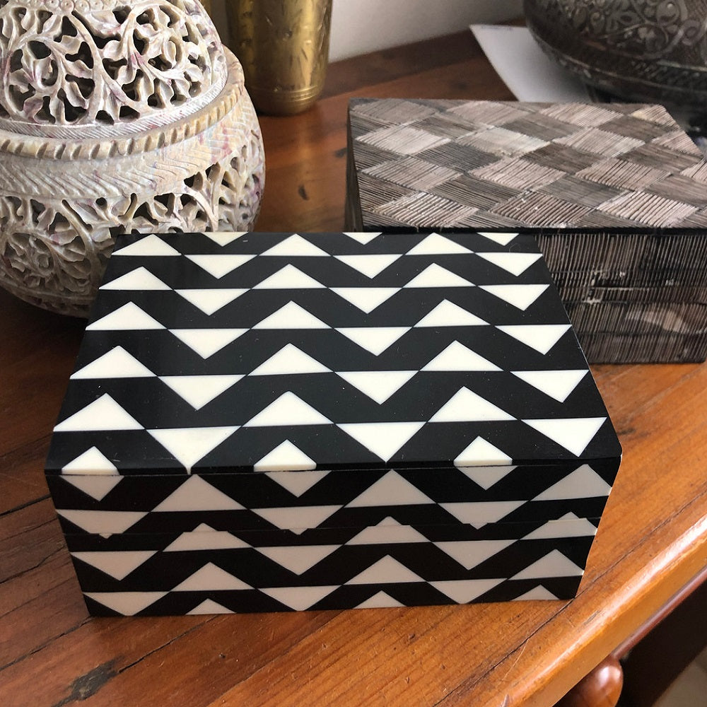 Bone Inlay Box in Triangle Pattern