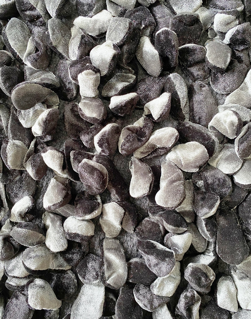Velveteen Rug in Charcoal