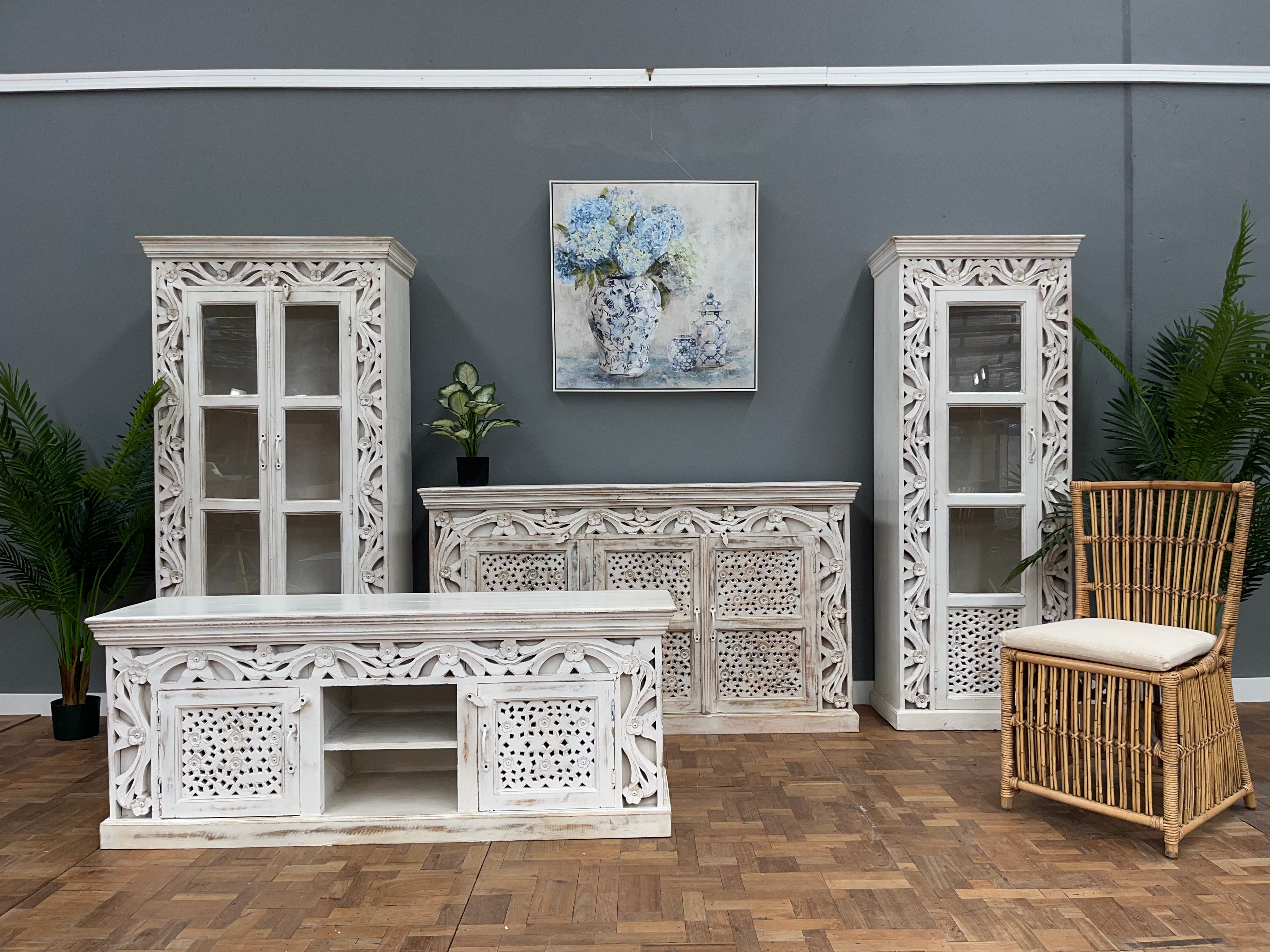 Castile Entertainment Unit