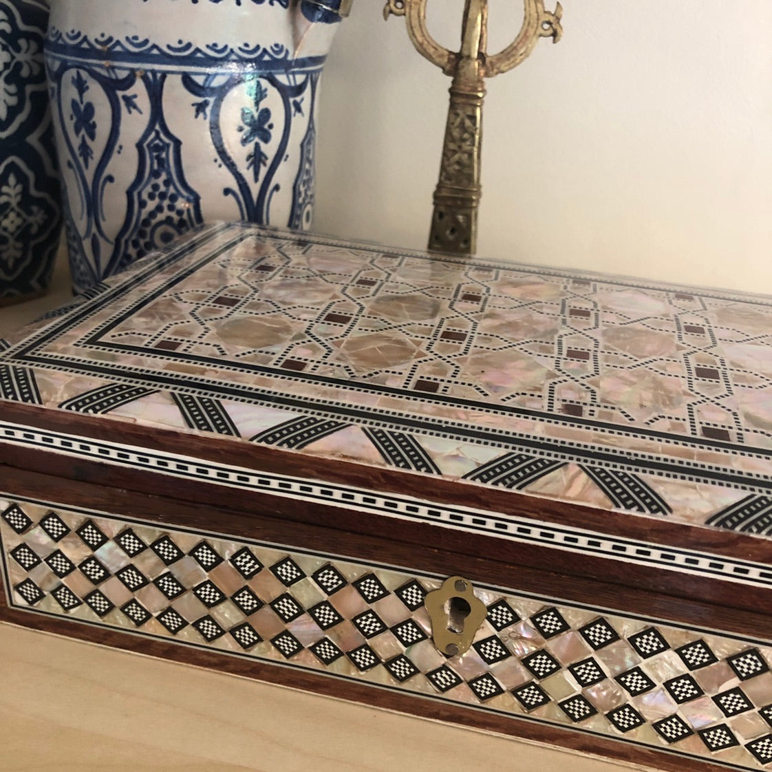 Mother of Pearl Inlay Bedside Cabinet in Grey - WS#1