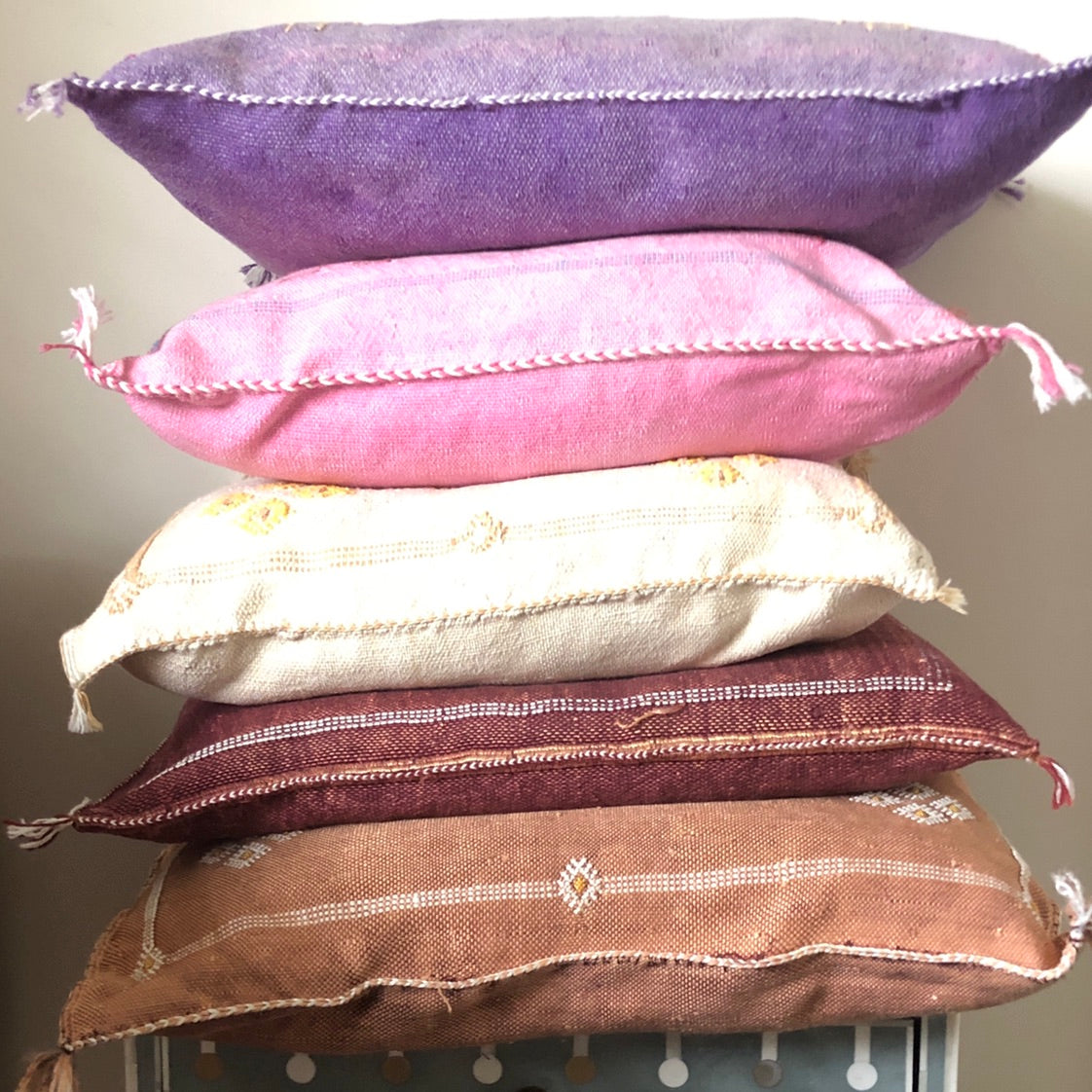 Genuine Moroccan Cactus Silk Cushion in Umber