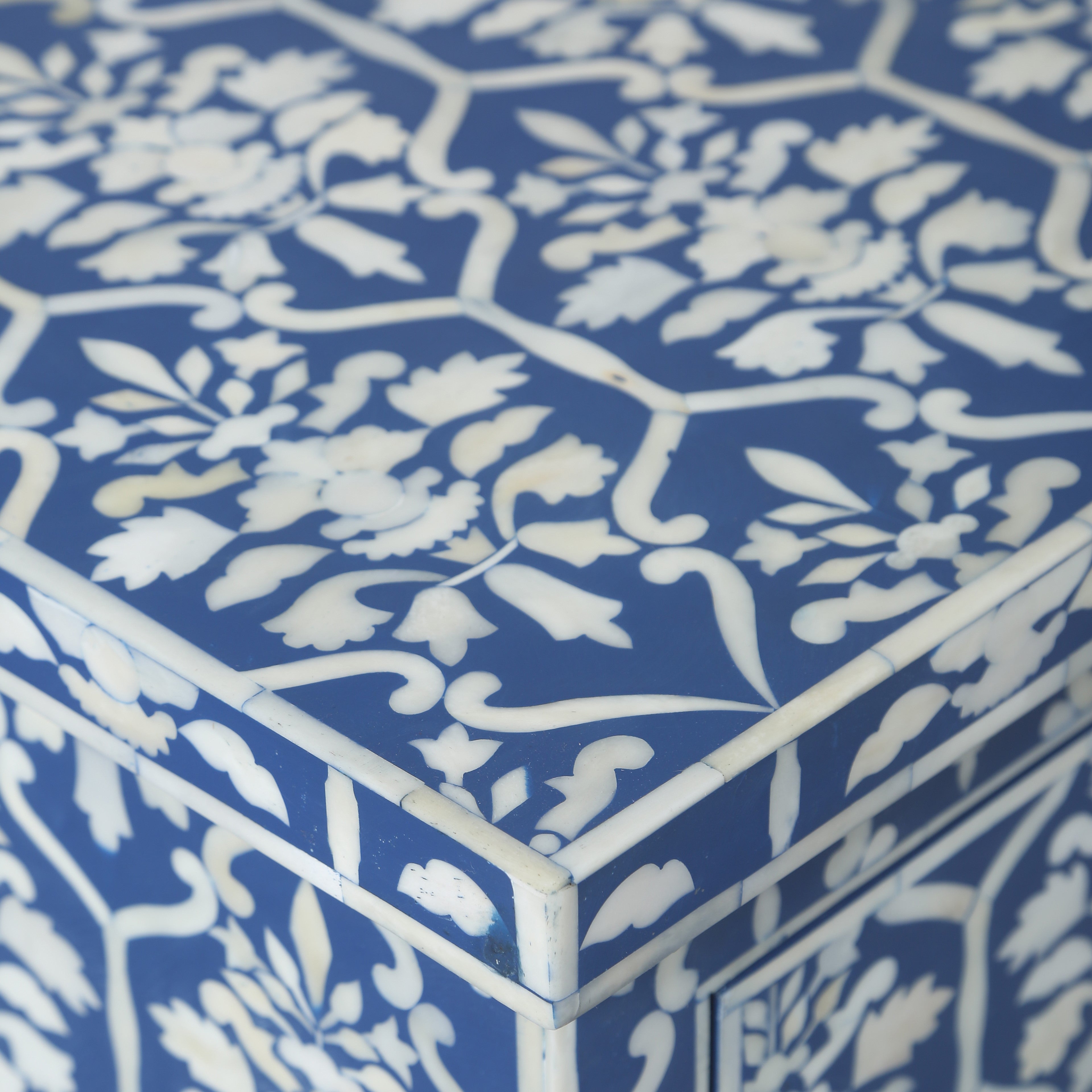 Bone Inlay 7 Drawer Chest in Wallpaper/Denim