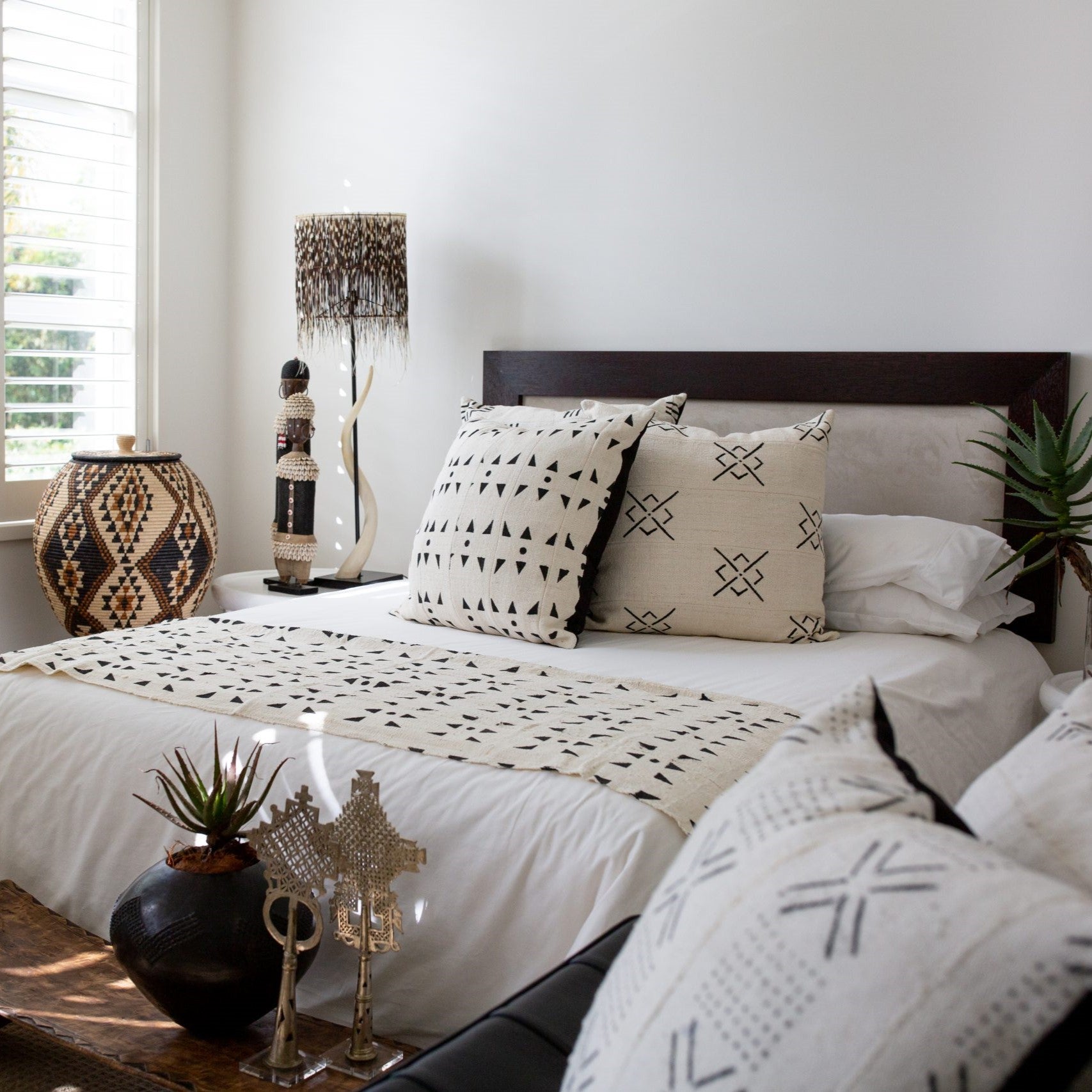 Authentic Mudcloth Cushion in White C