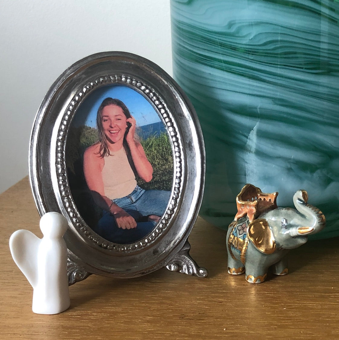 Oval Picture Frame