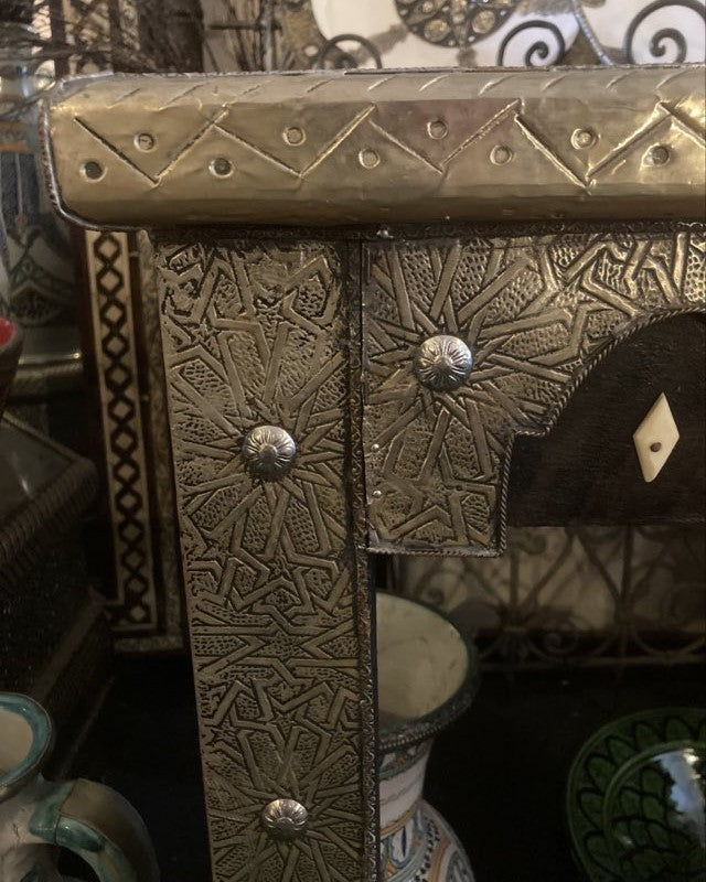 Sultan's Square Table in Silver Nickel