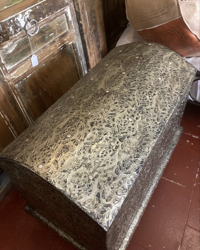 Sultan's Trunk/Occasional Table in Silver Nickel