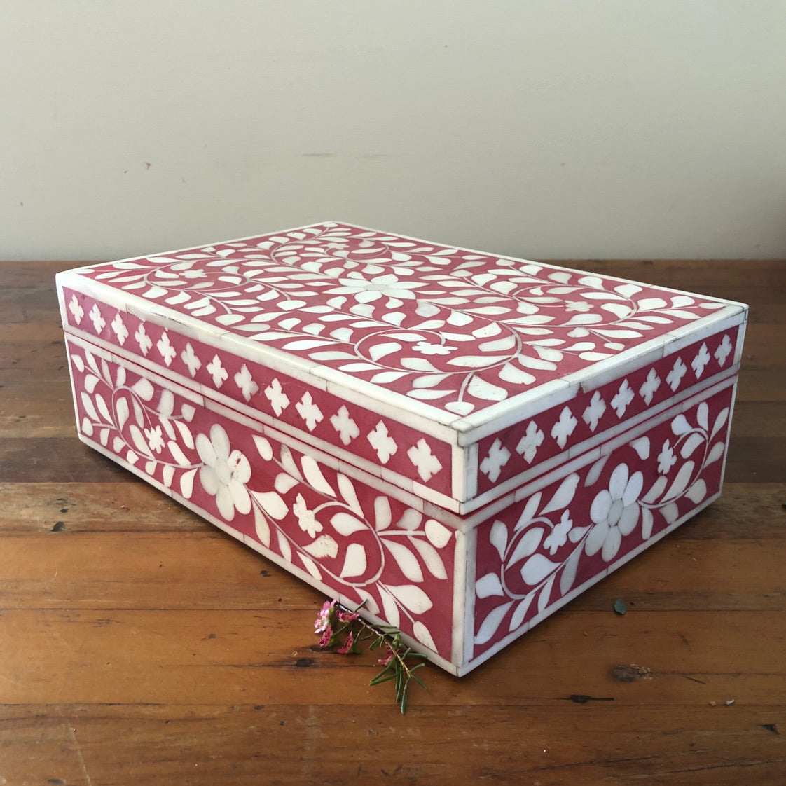 Zohi Interiors Signature Collection : Bone Inlay Large Box in Floral/Crimson
