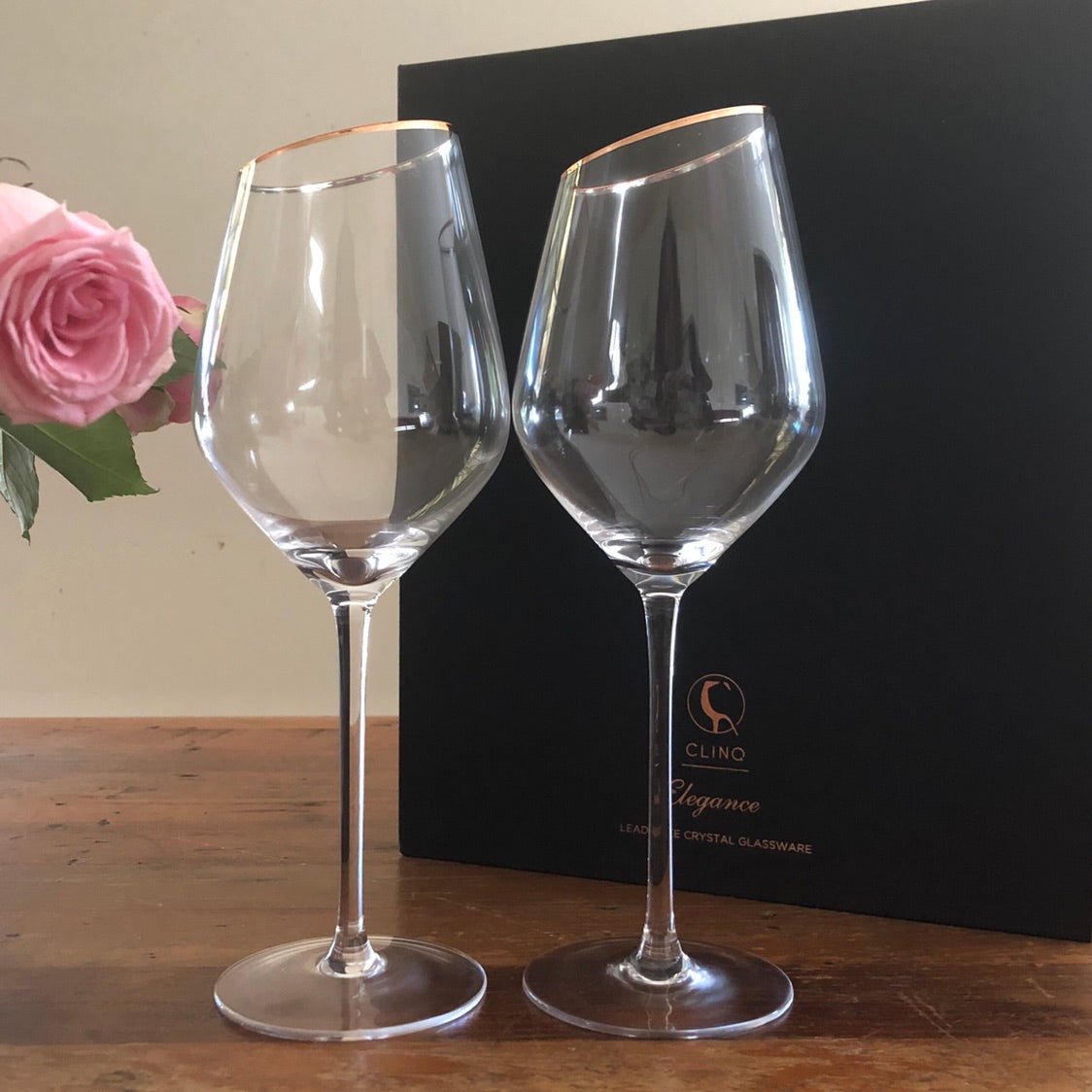 Manhattan Elegance Stemmed Wine Glasses