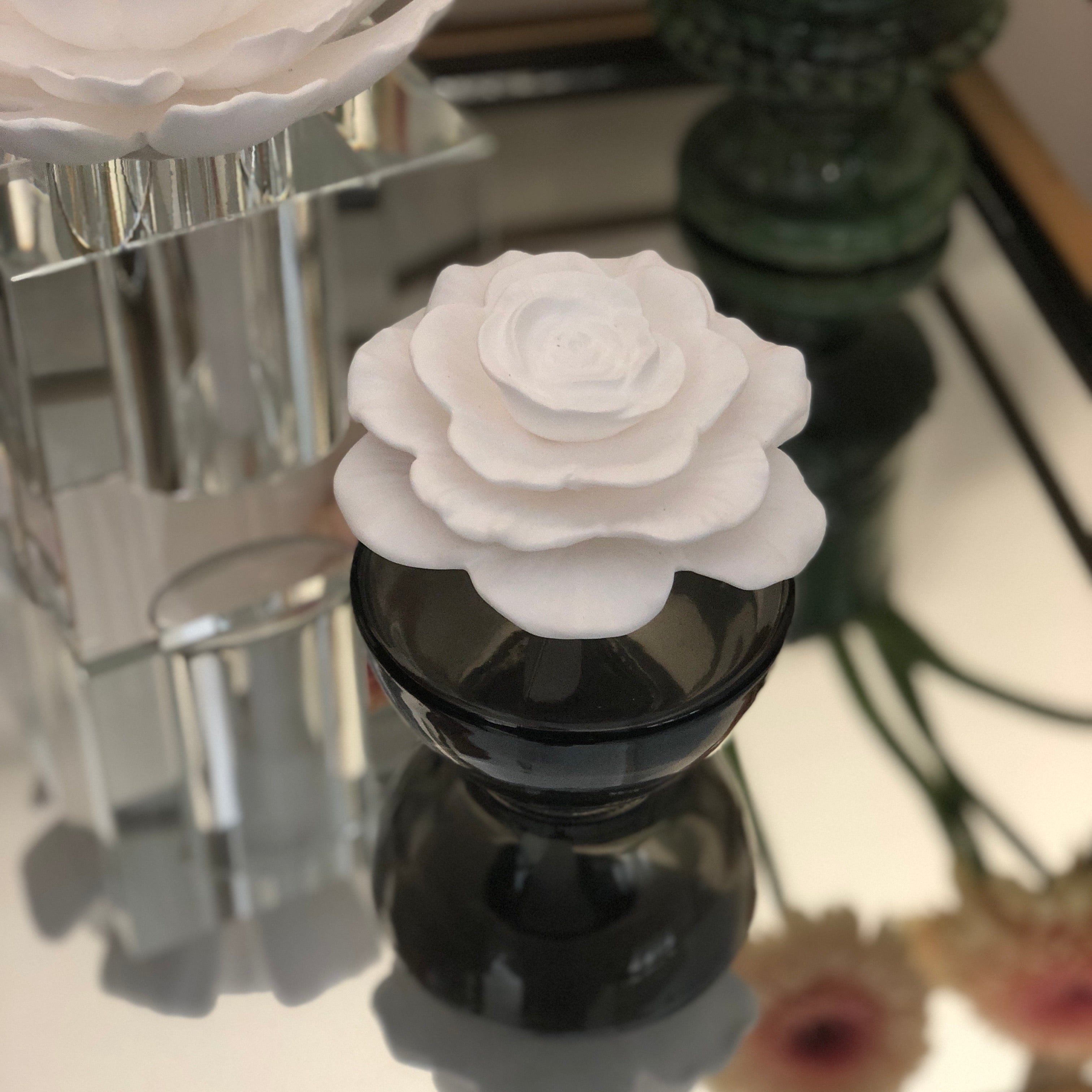 Illuminaria Porcelain Diffuser - Tahitian Gardenia