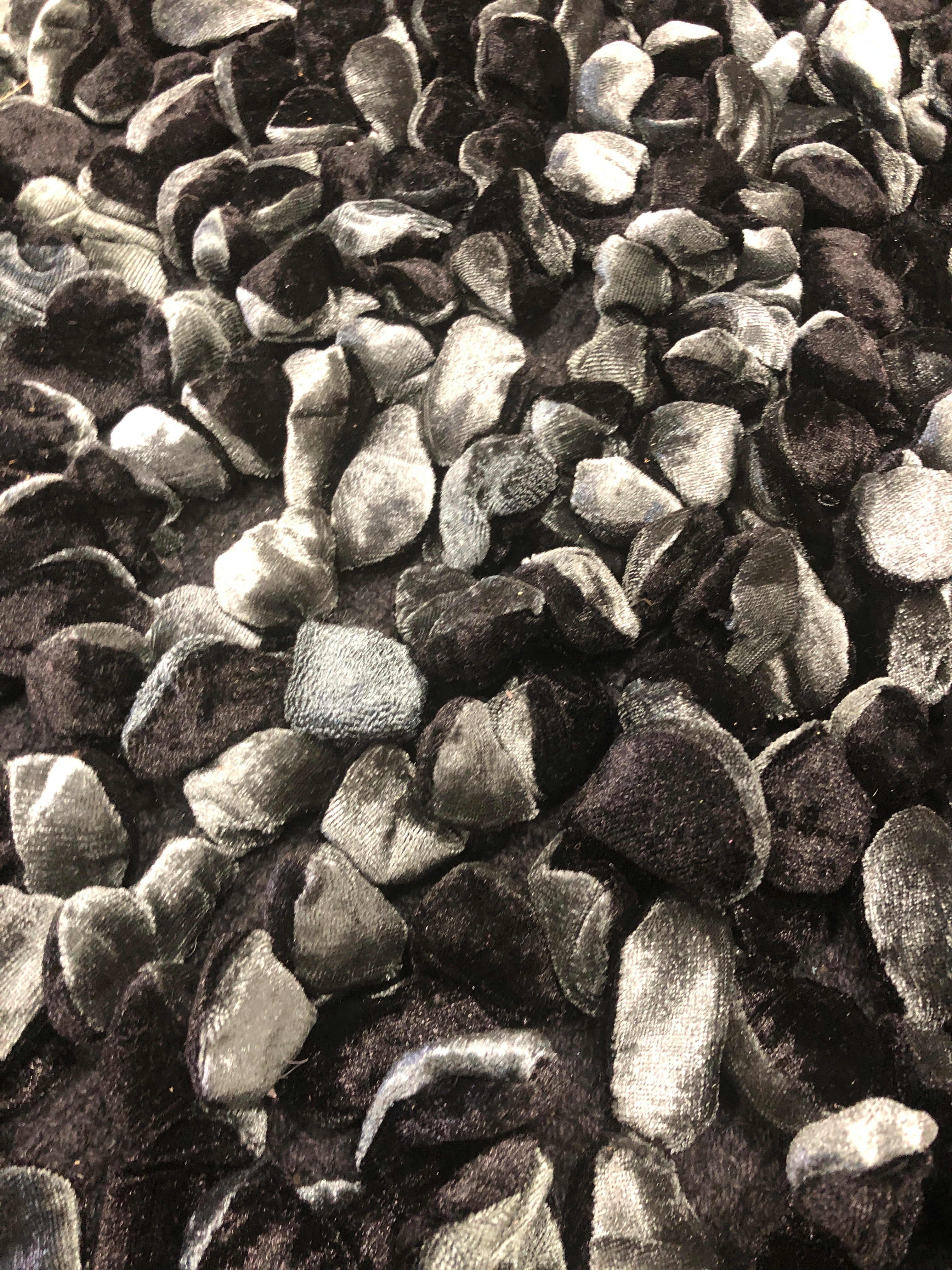 Velveteen Rug in Charcoal