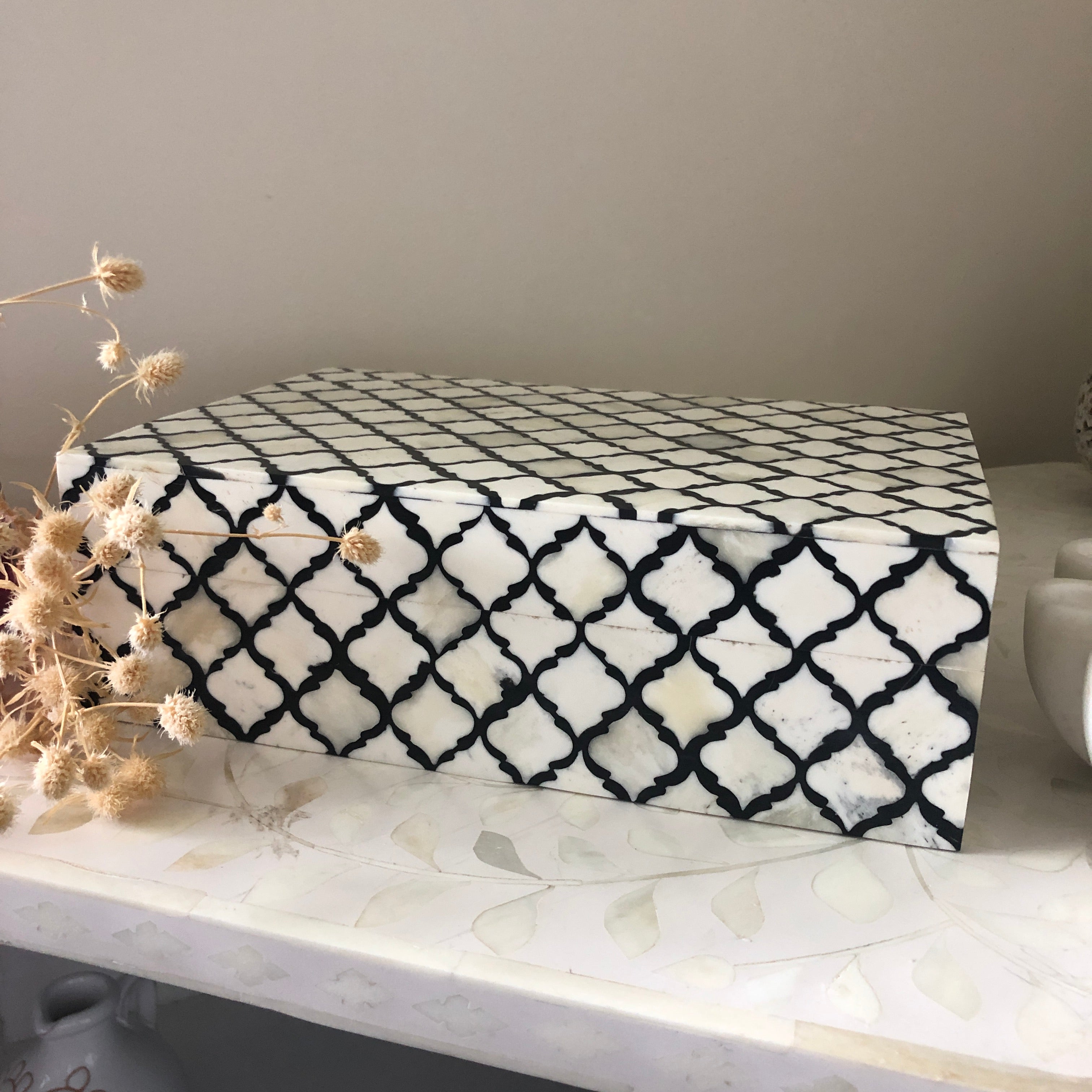 Bone Inlay Box in Reverse Quatrefoil Black