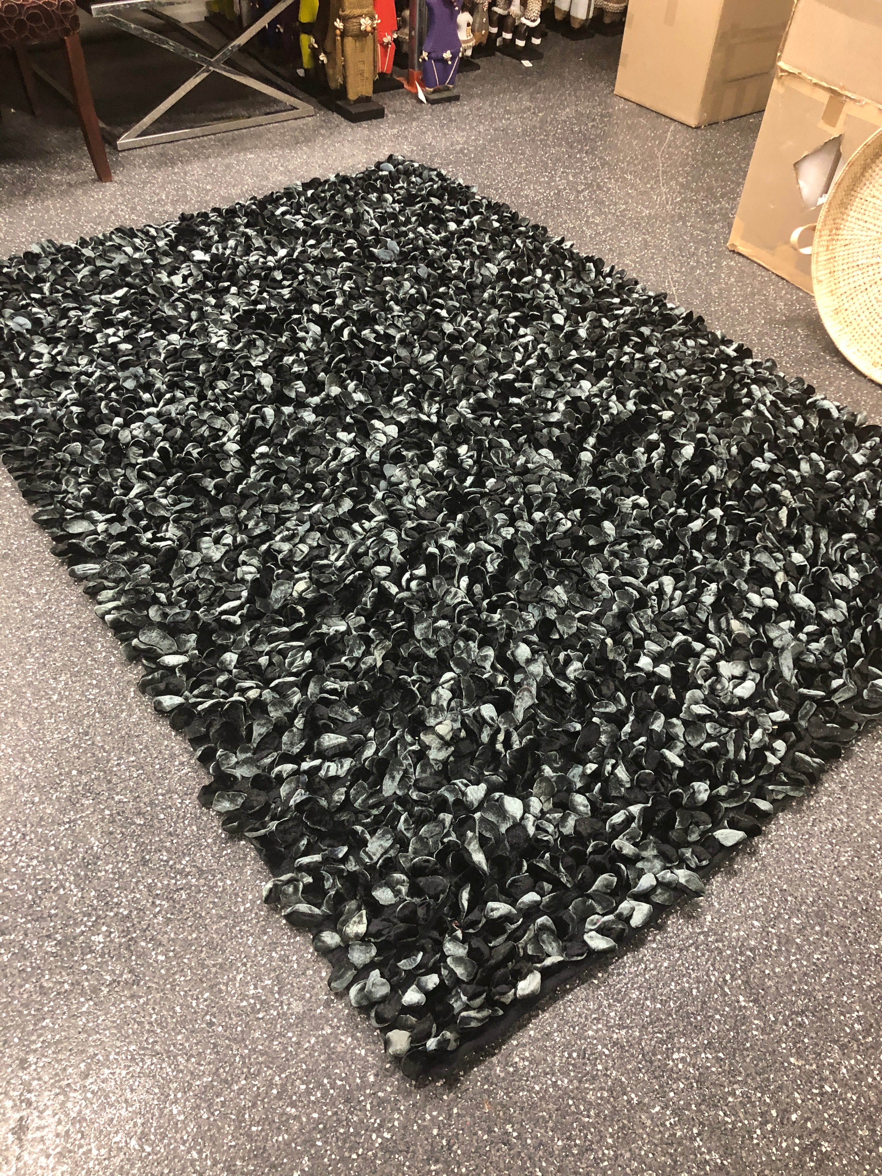Velveteen Rug in Charcoal