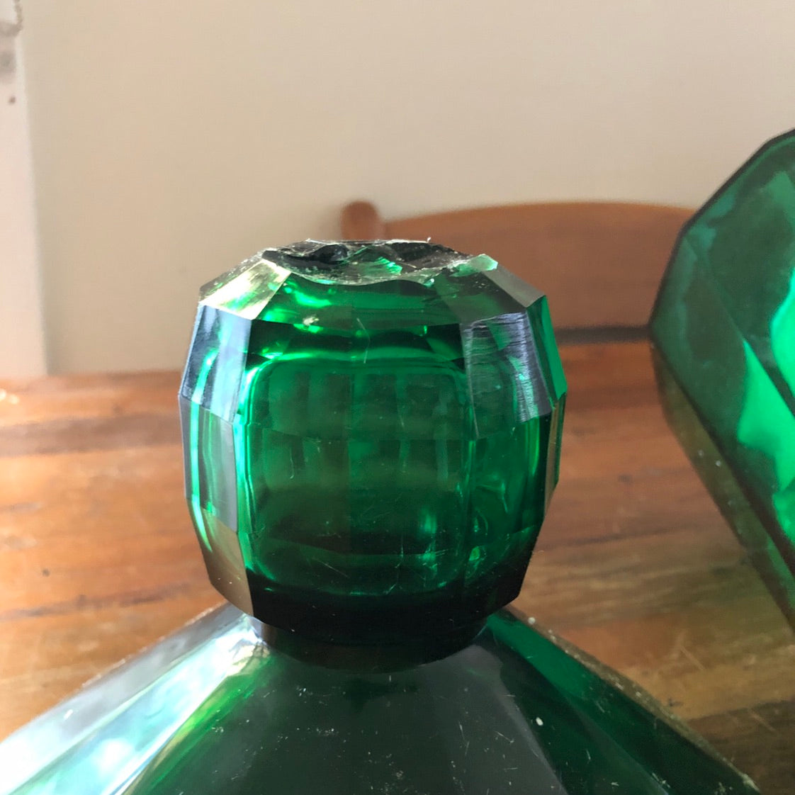 Diamond Jade Vase Green