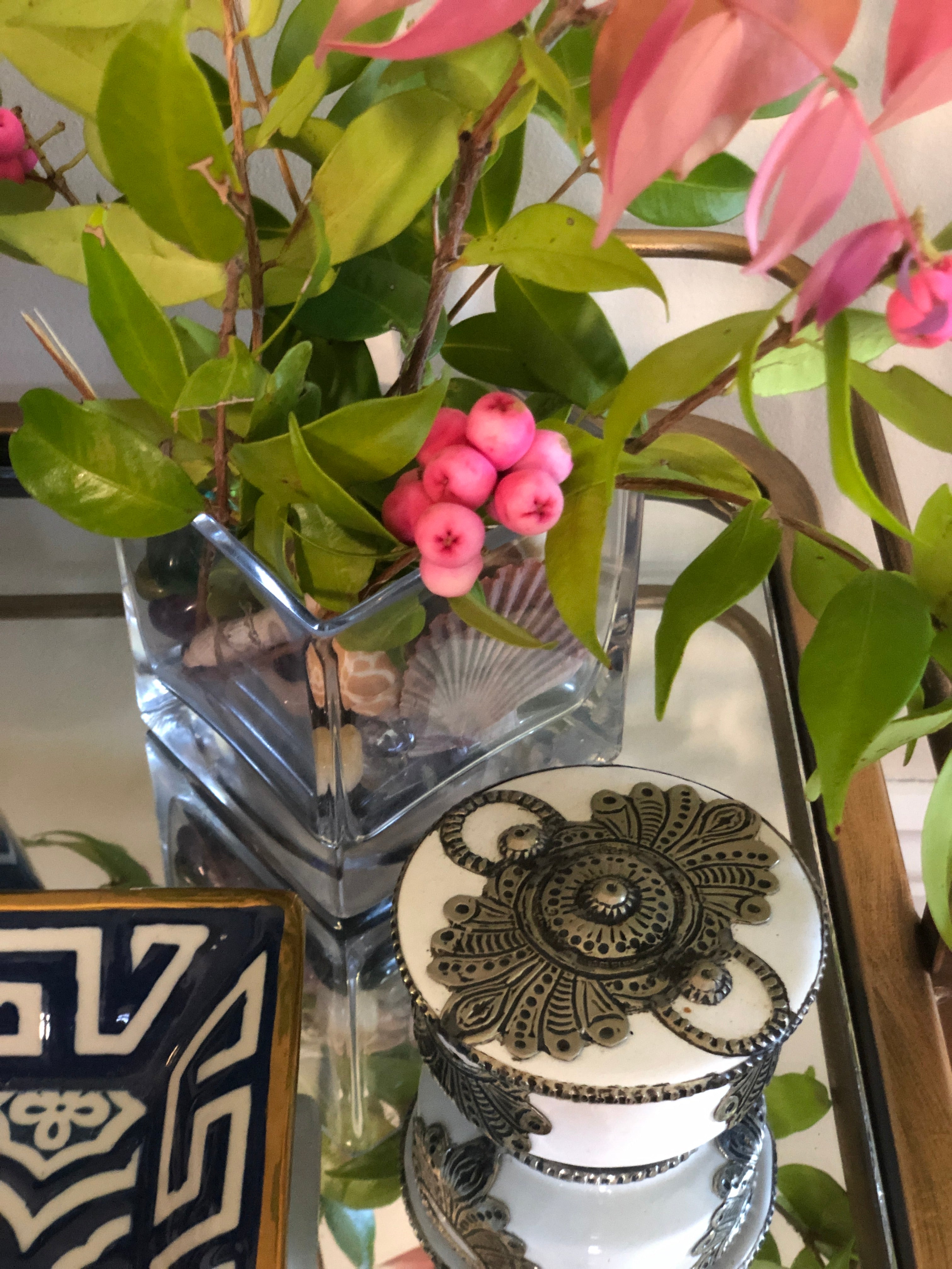 Small Safi Box with Lid with Silver Nickel Embellishments in White