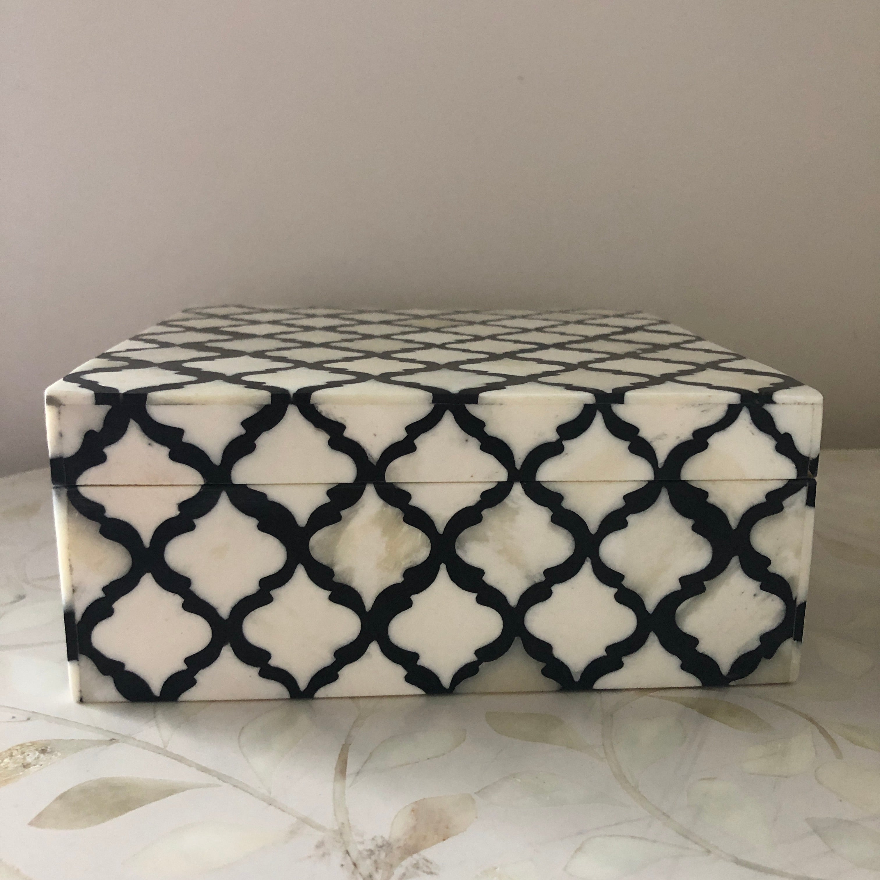 Bone Inlay Box in Reverse Quatrefoil Black