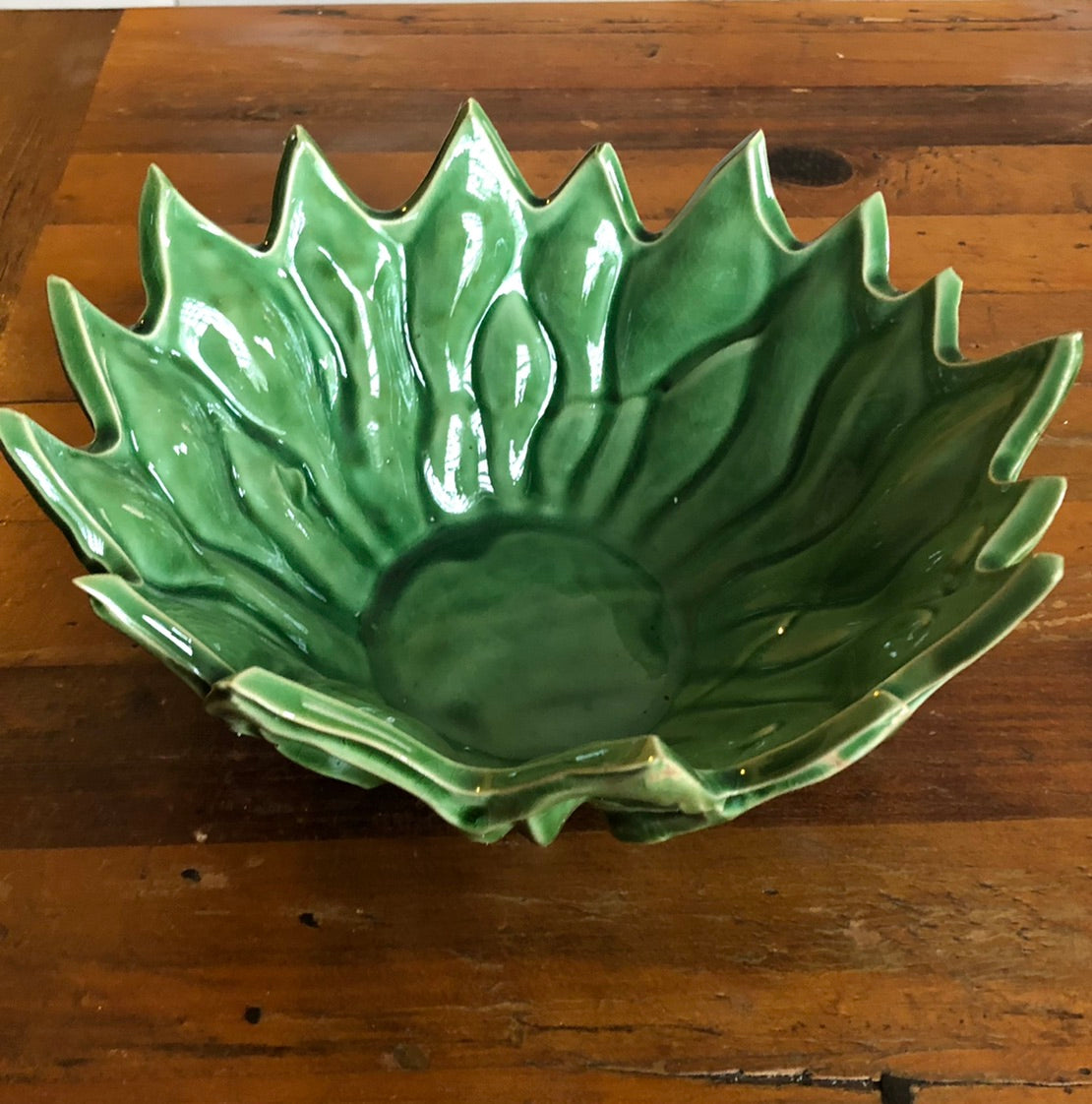 Leafy Bowl in Green