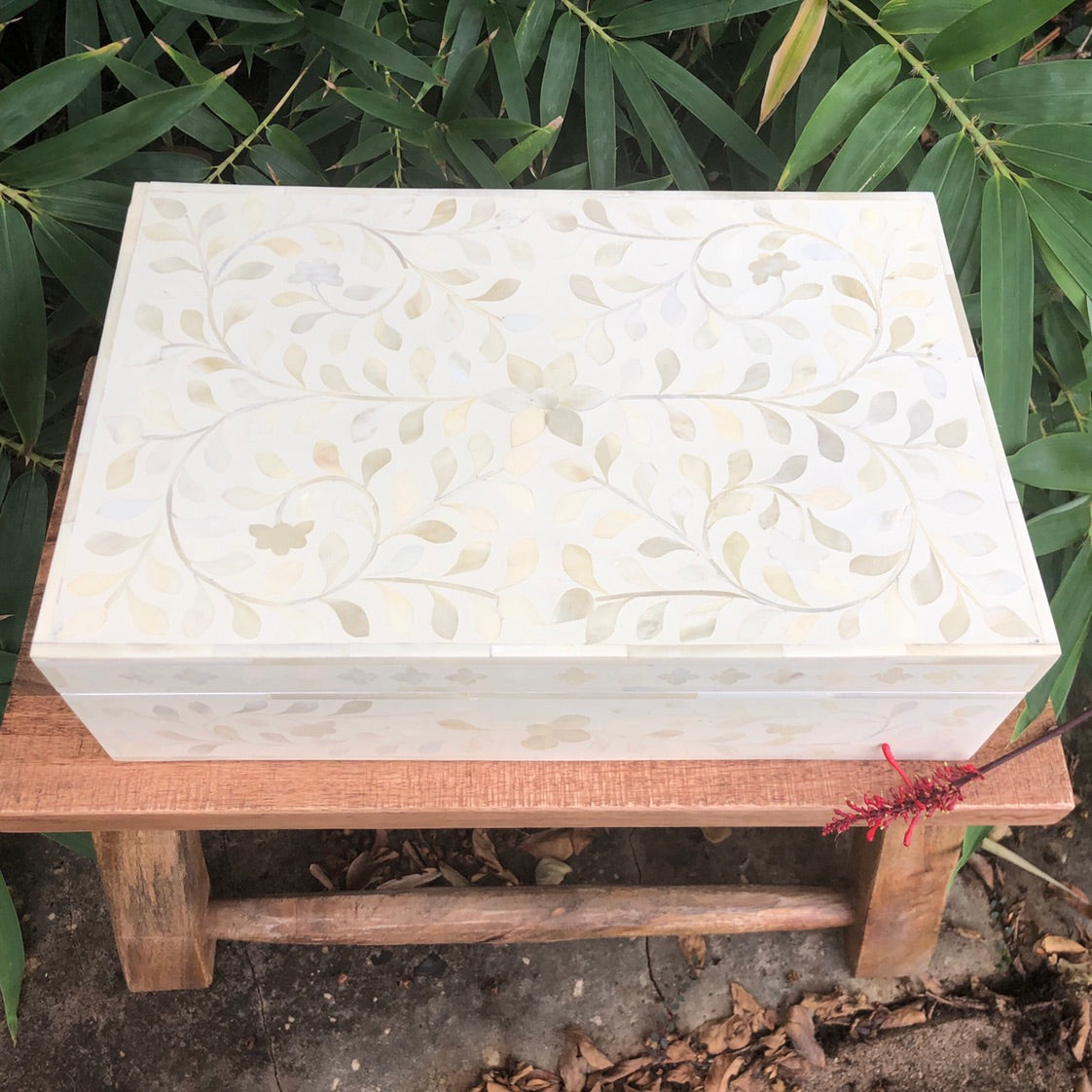 Zohi Interiors Signature Collection : Mother of Pearl Inlay Box in Floral/White