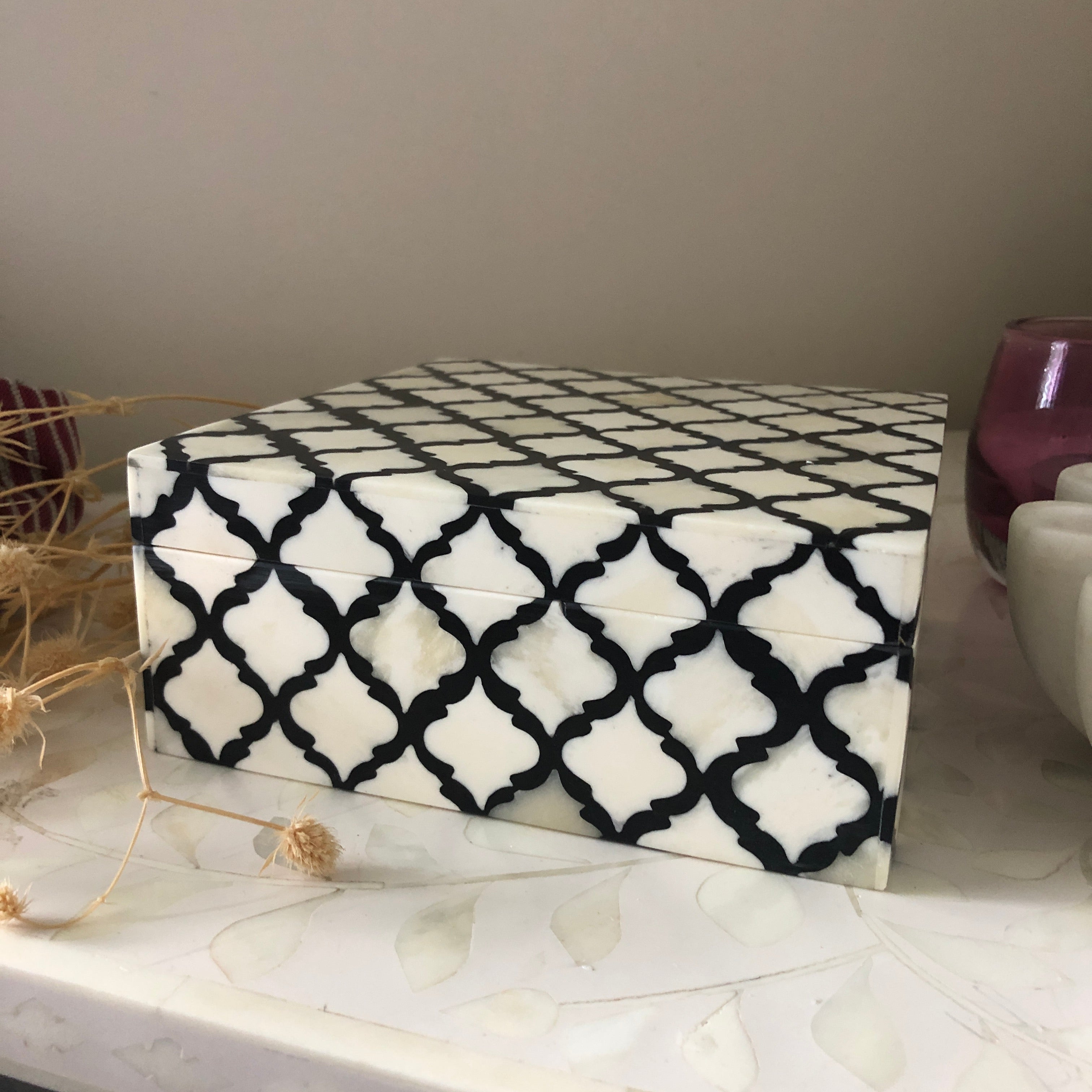Bone Inlay Box in Reverse Quatrefoil Black