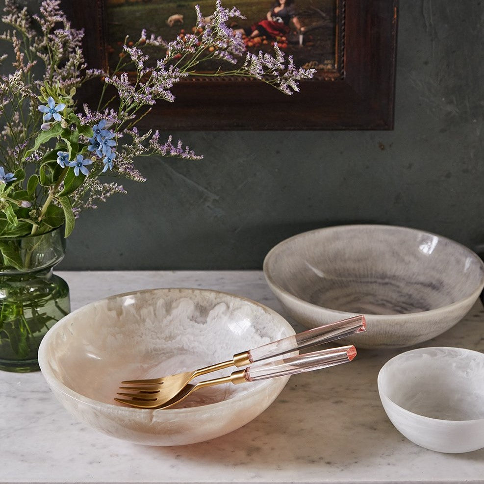 Serving Bowl in Vanilla