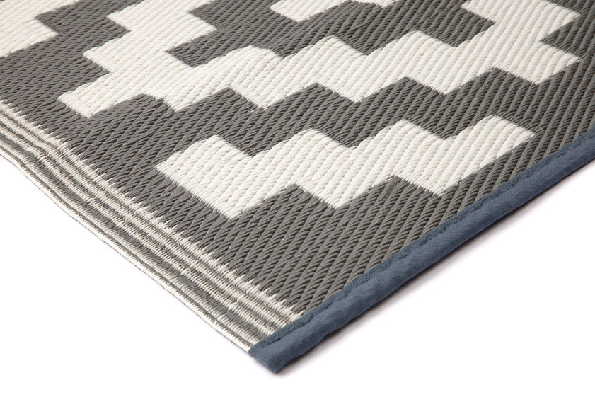 Aztec Grey and White Outdoor Rug