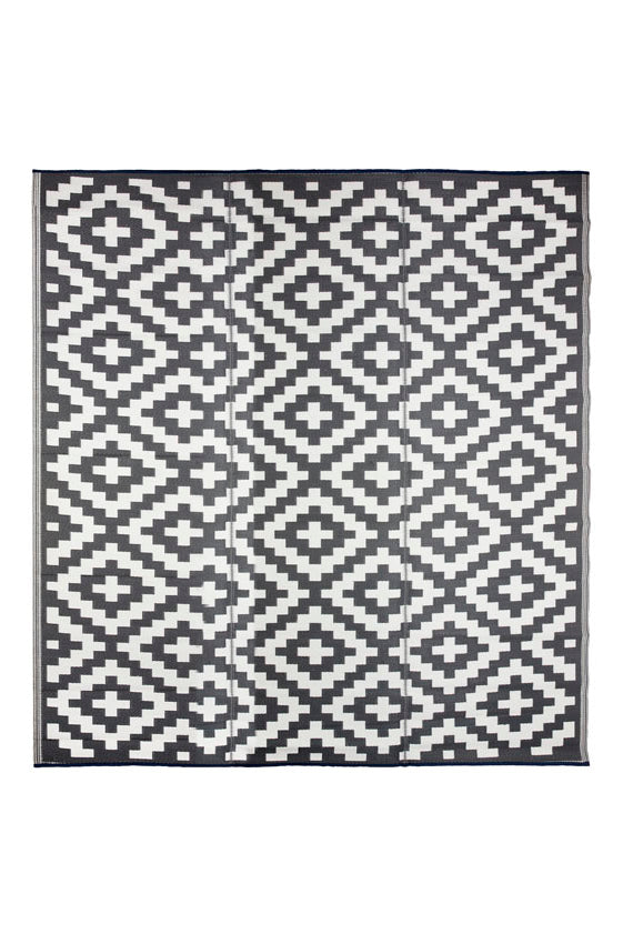 Aztec Grey and White Outdoor Rug