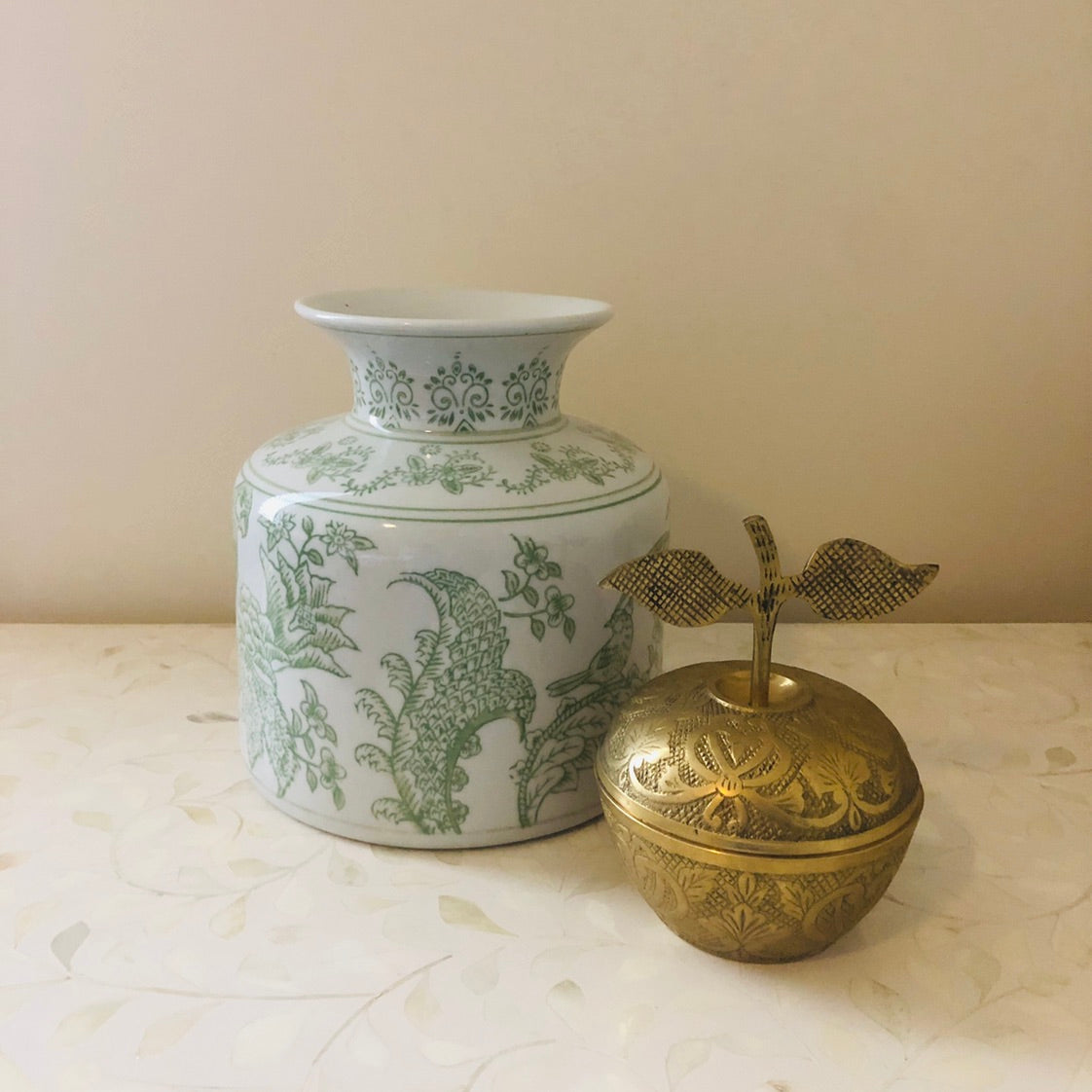 Chinoiserie Vase in Sage