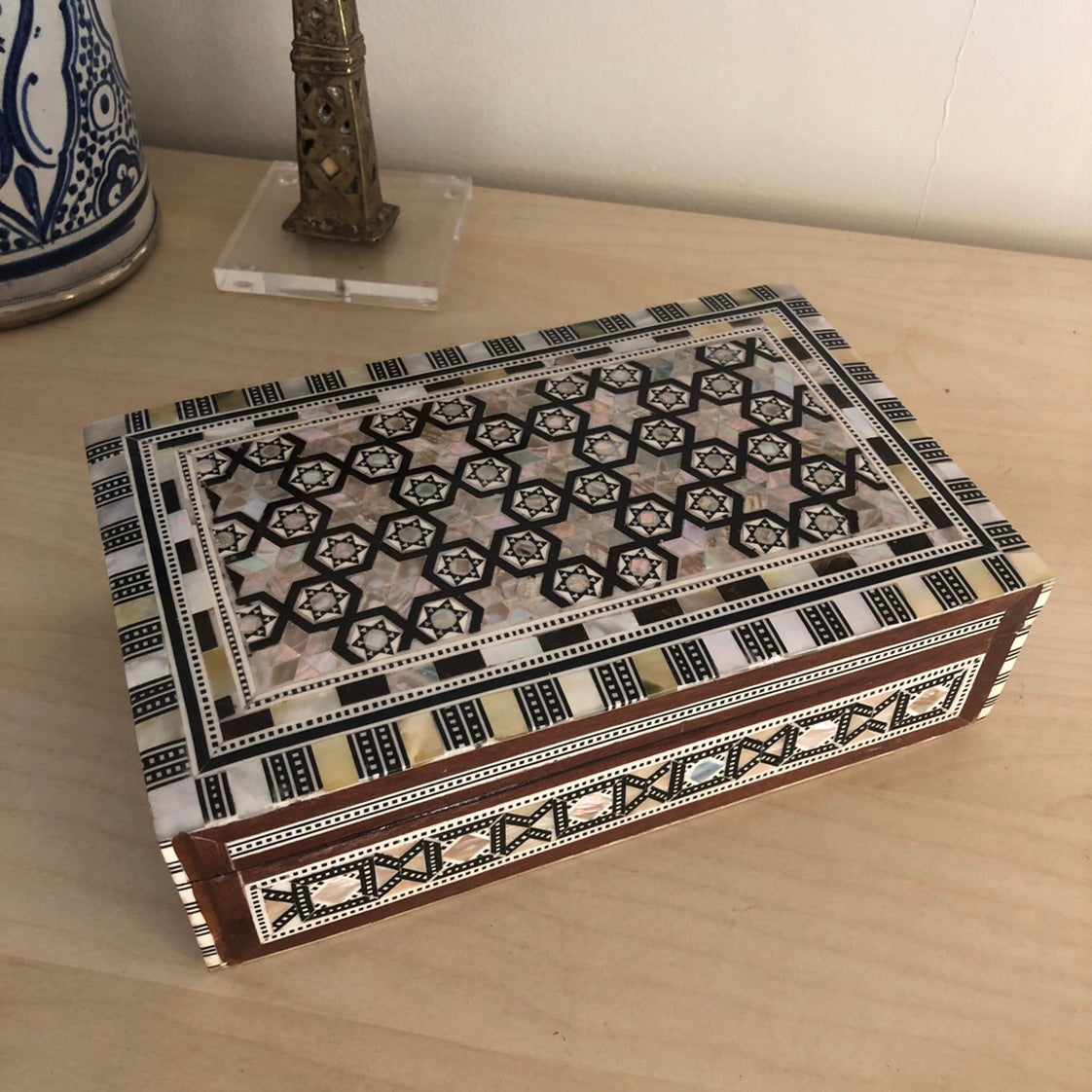 Mother of Pearl Inlay Bedside Cabinet in Grey - WS#1