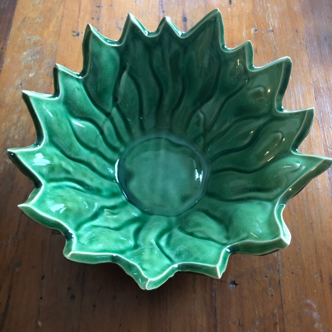 Leafy Bowl in Green