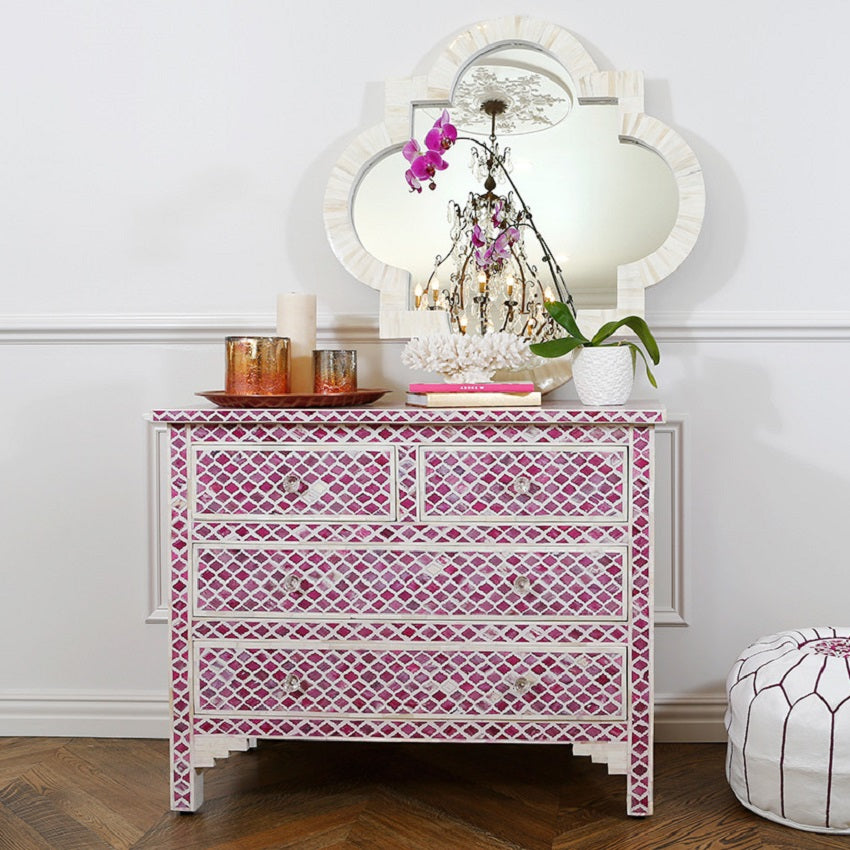 Bone Inlay Chest with 7 Drawers in Celtic/Black