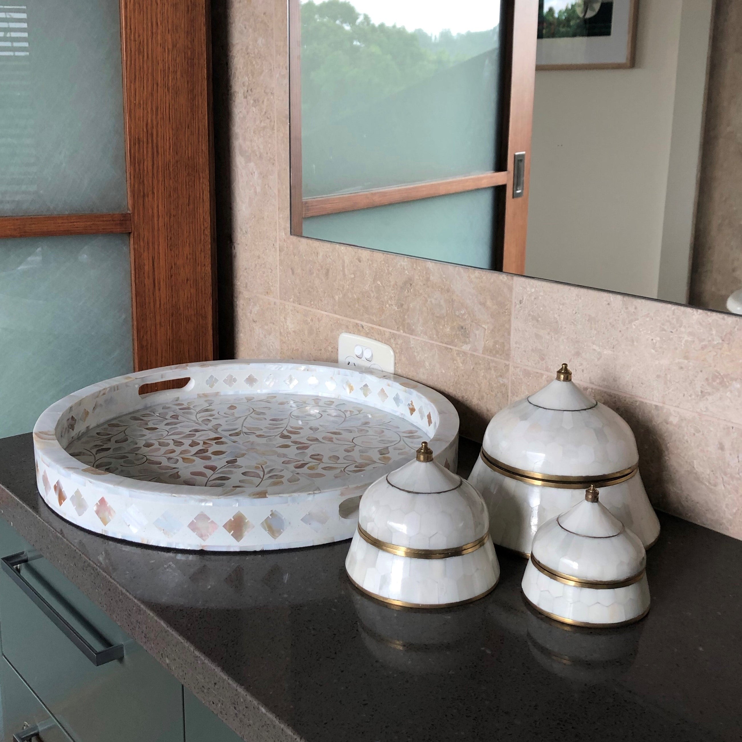Mother of Pearl Inlay Small Round Tray in White