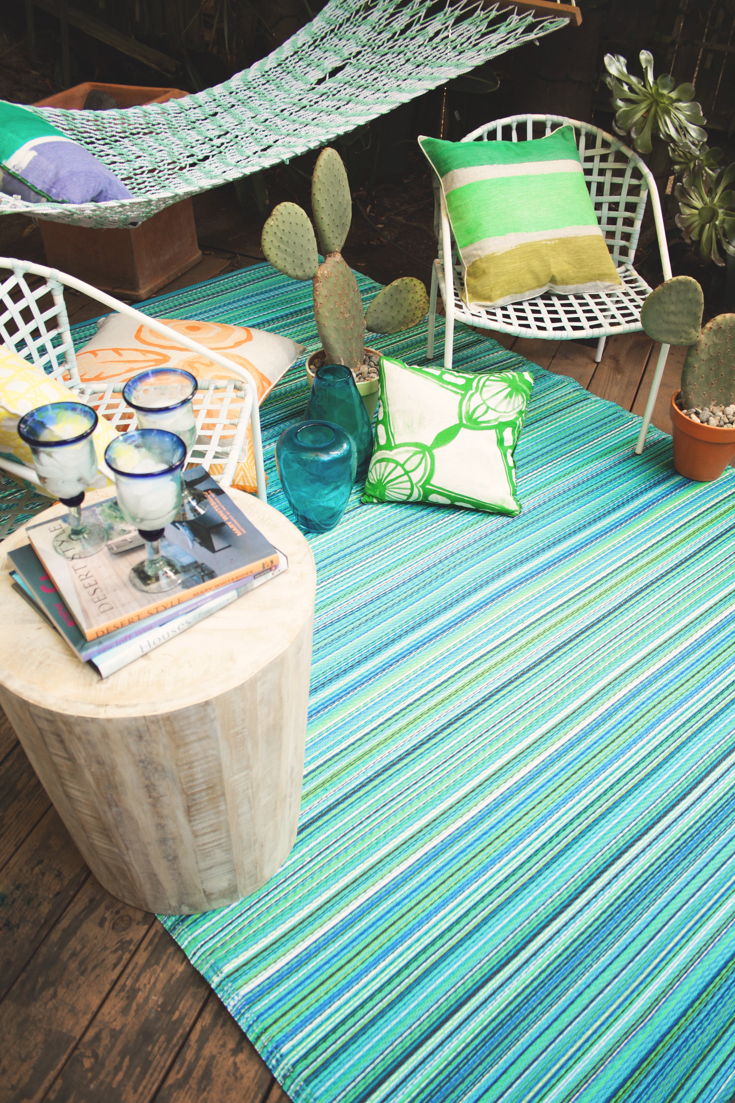 Cancun Aqua Plastic Rug