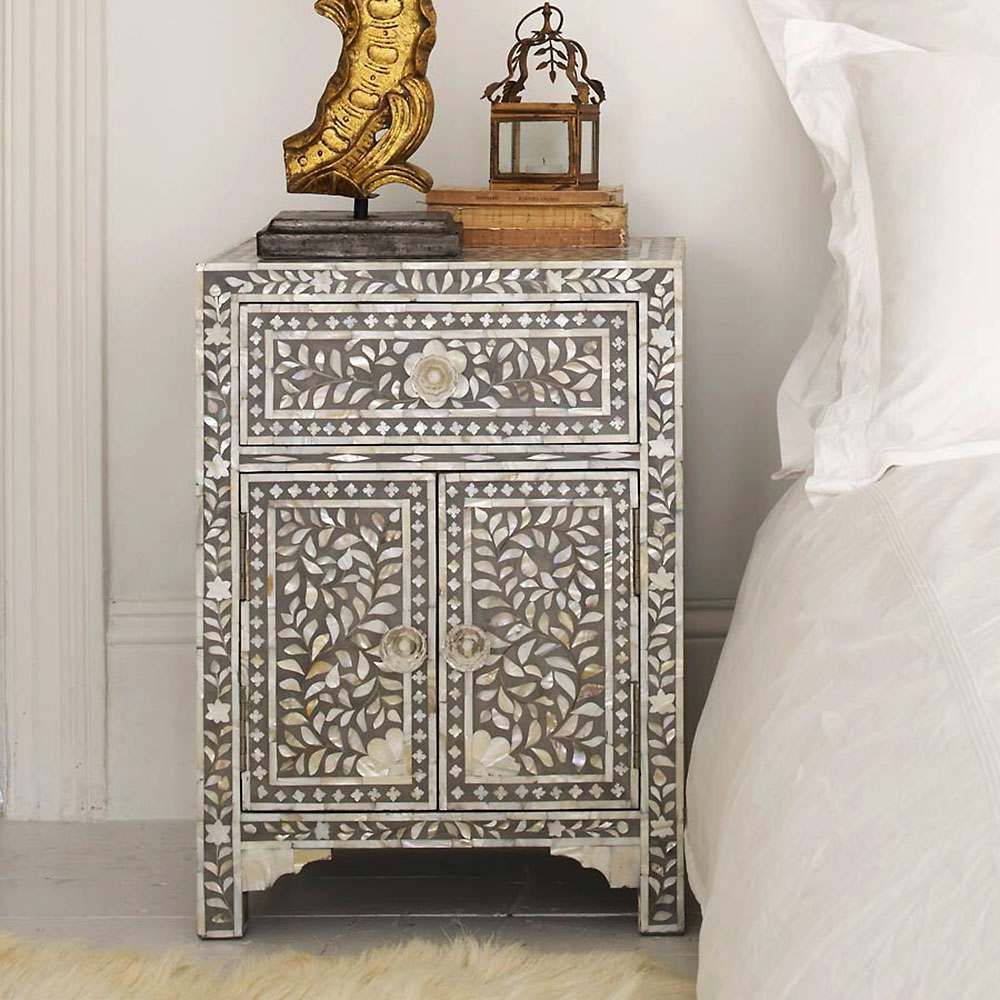 Mother of Pearl Chest of Drawers in Grey