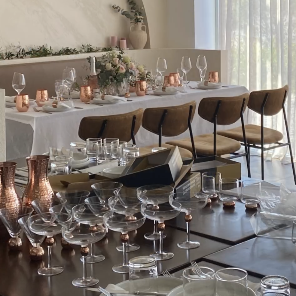 Manhattan Elegance Stemmed Wine Glasses
