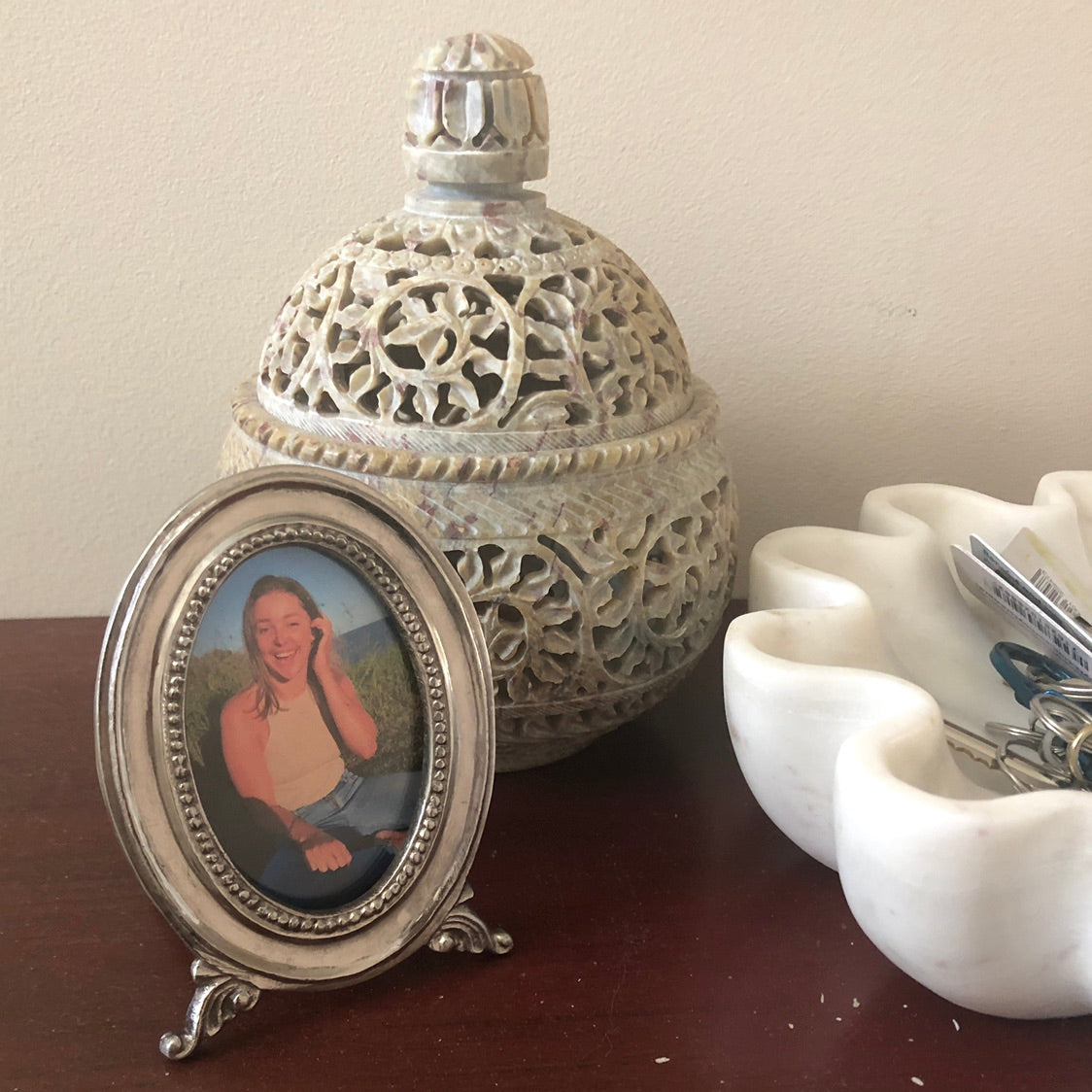 Oval Picture Frame