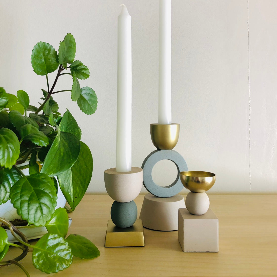 Frankie Metal Candle/Incence Holder
