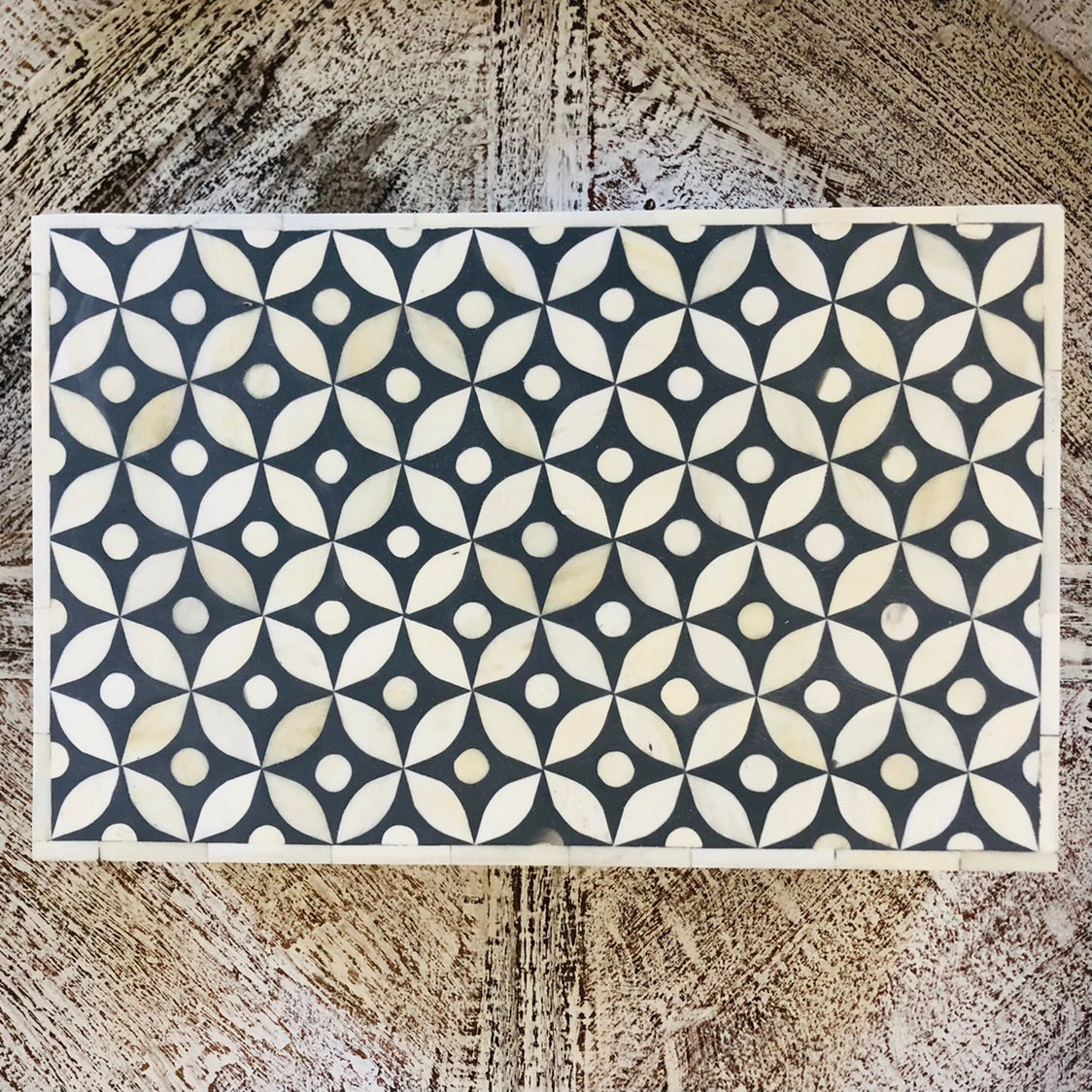 Zohi Interiors Signature Collection : Bone Inlay Large Box in Celtic/Grey